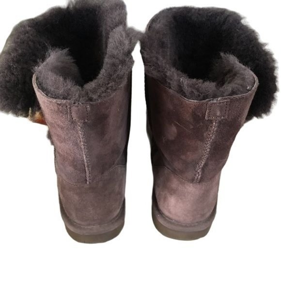 Cozie Steps Chocolate Brown Sheepskin Short Boots 8 - Picture 5 of 9